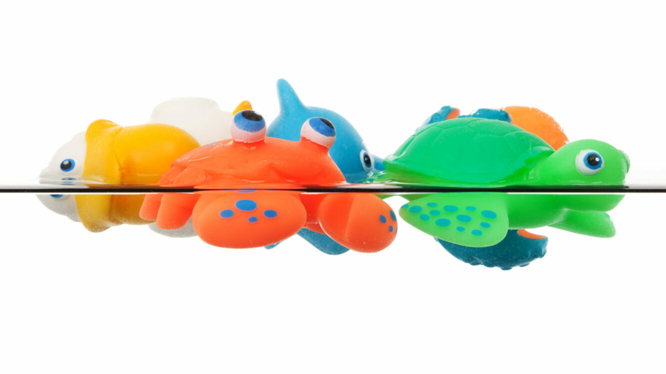 Los mejores juguetes de baño para bebés: juguetes en el agua